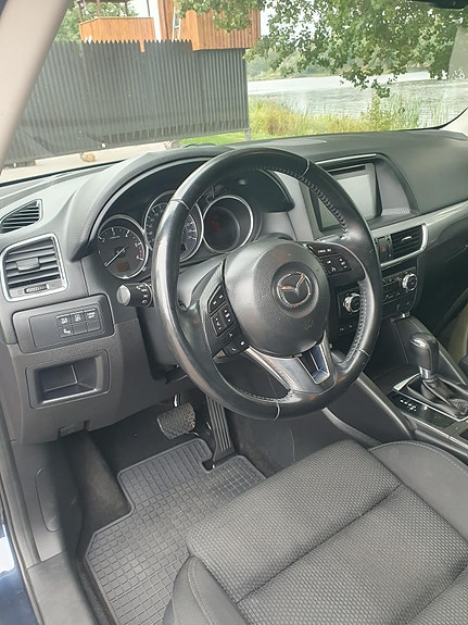 Mazda CX-5 2 of 6