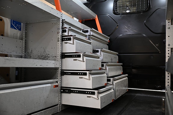 Ford Transit Custom 9 of 30