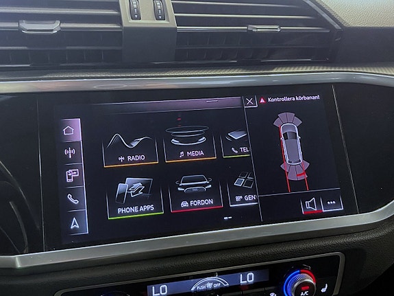 Audi Q3 10 of 18