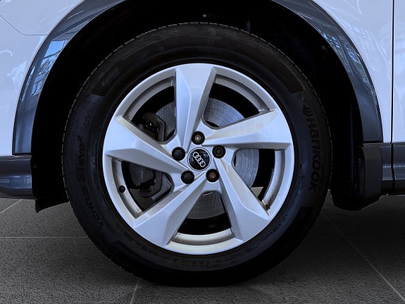 Audi Q3 18 of 18