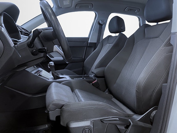 Audi Q3 6 of 18