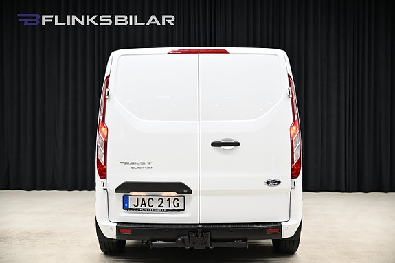 Ford Transit Custom 12 of 29