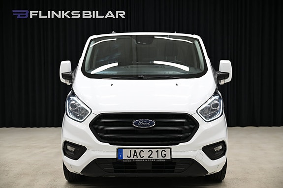 Ford Transit Custom 14 of 29