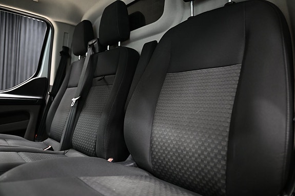 Ford Transit Custom 23 of 29