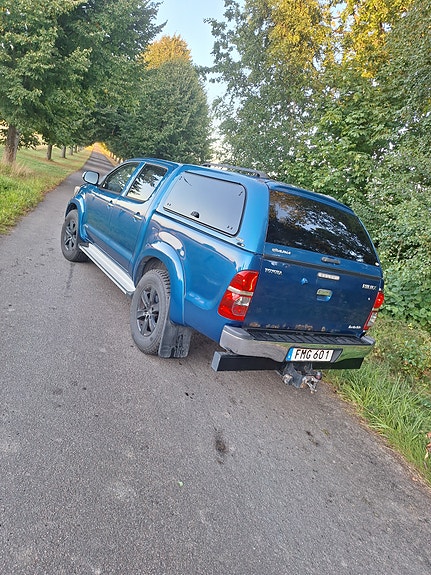 Toyota HiLux 5 of 6