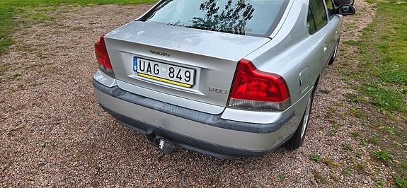 Volvo S60 3 of 6