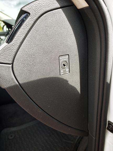 Volkswagen Passat 10 of 12