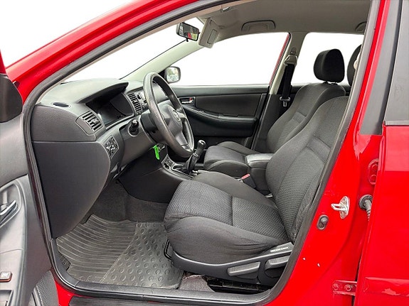 Toyota Corolla 15 of 19