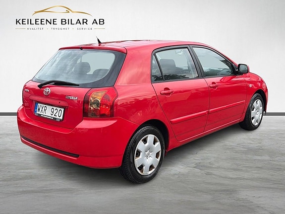 Toyota Corolla 8 of 19