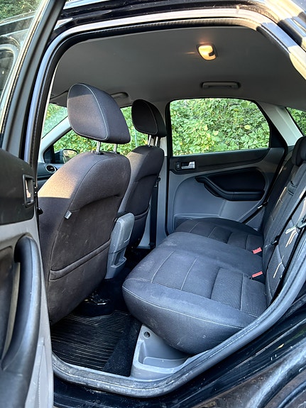 Ford Focus 9 of 10
