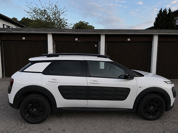 Citroen C4 Cactus 13 of 18