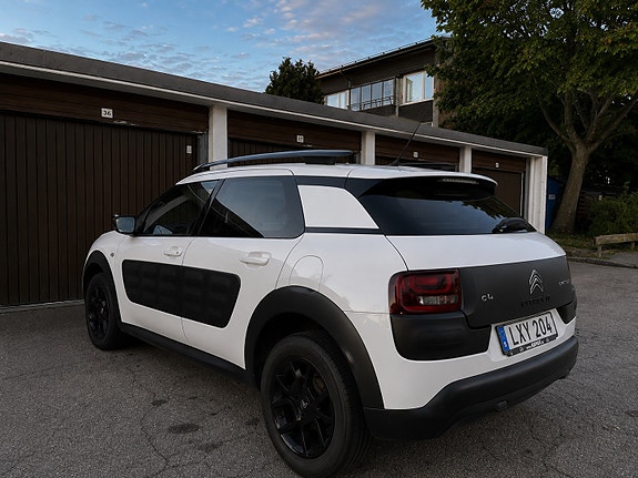 Citroen C4 Cactus 6 of 18