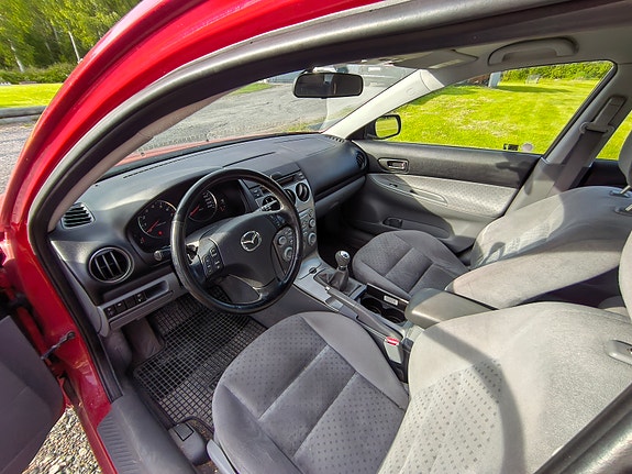 Mazda 6 4 of 5