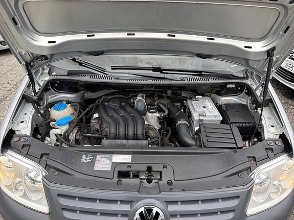 Volkswagen Caddy 11 of 22