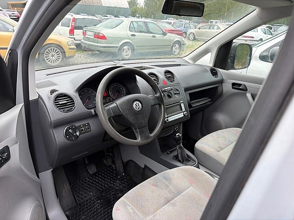 Volkswagen Caddy 14 of 22