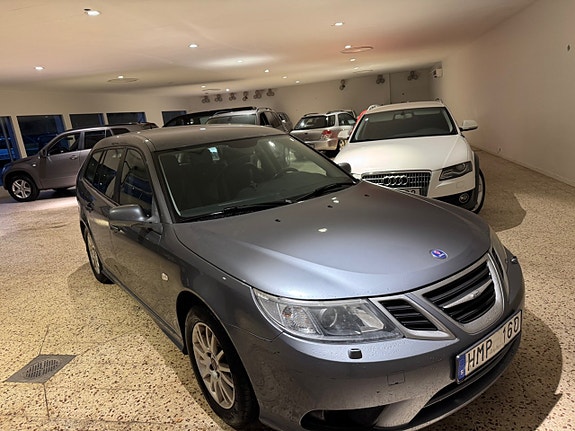 Saab 9-3 2 of 8