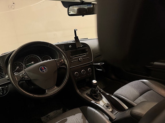 Saab 9-3 8 of 8