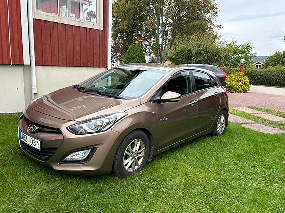 Hyundai i30 5 of 5