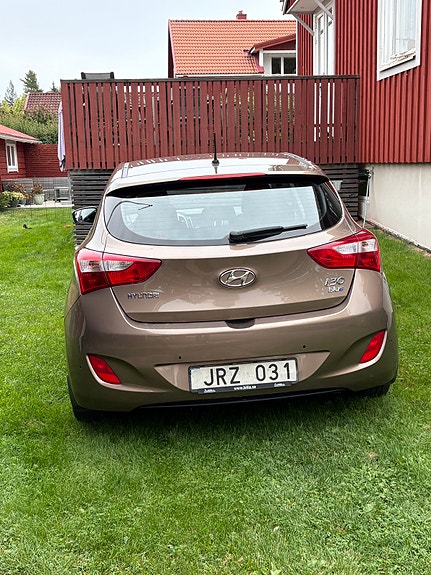 Hyundai i30 3 of 5