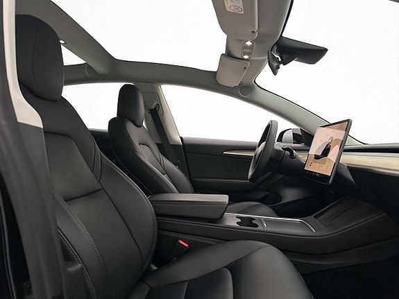 Tesla Model 3 25 of 30