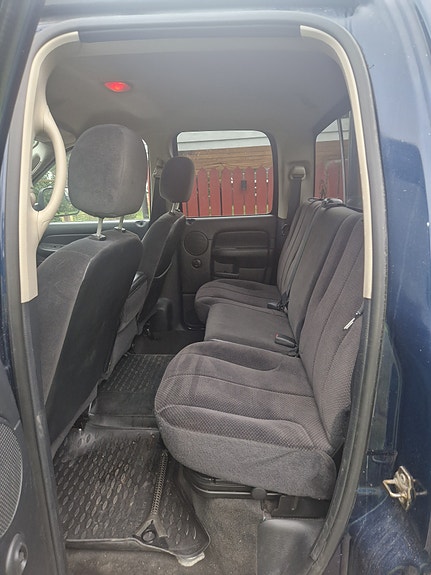 Dodge RAM 3500 8 of 8
