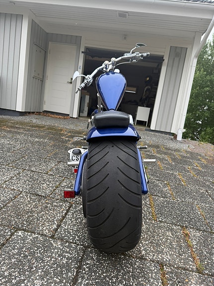 Bullit 1638 cc 8 of 9