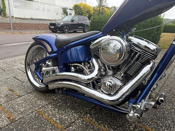 Bullit 1638 cc 2 of 9