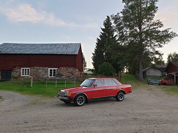 Mercedes-Benz 200 10 of 10