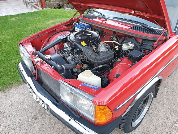 Mercedes-Benz 200 6 of 10