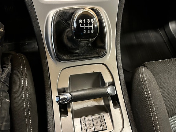 Ford S-MAX 15 of 19