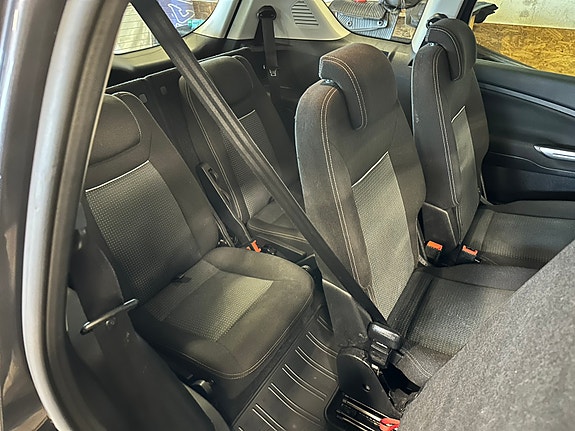 Ford S-MAX 10 of 19