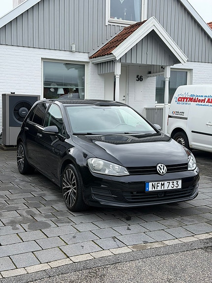 Volkswagen Golf VII 2 of 6
