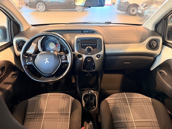 Peugeot 108 9 of 10