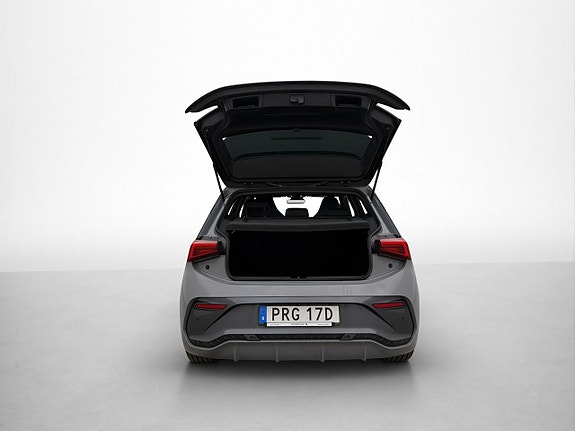 Cupra Born 27 of 30