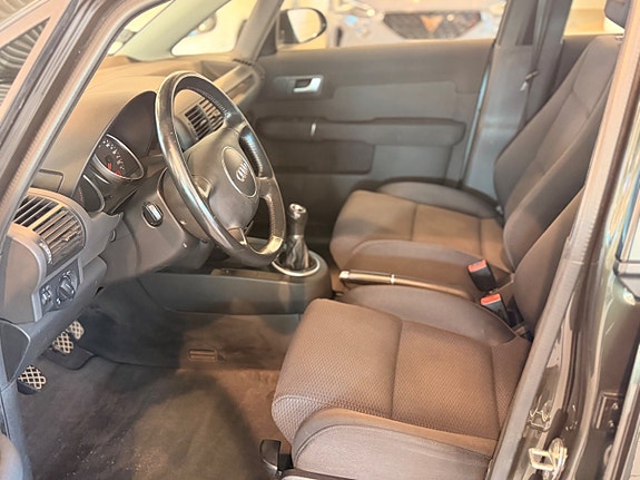 Audi A2 7 of 9