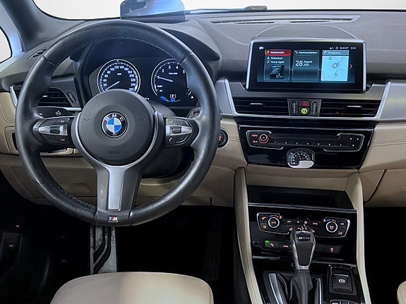 BMW 225xe 8 of 17