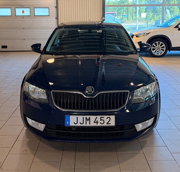 Skoda Octavia 5 of 10