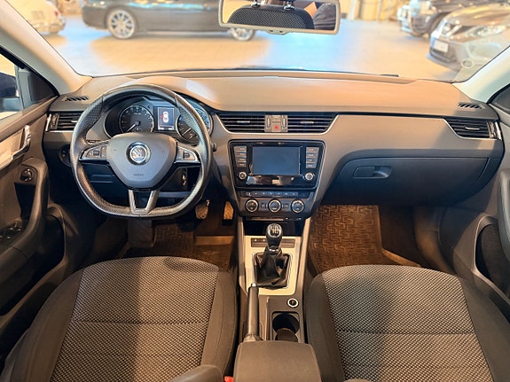 Skoda Octavia 9 of 10