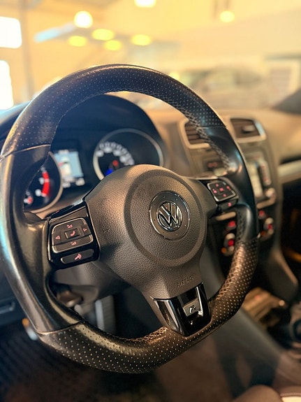 Volkswagen Golf I 9 of 14