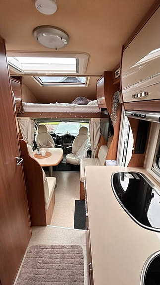 Eura Mobil Terrestra 640 VB | 3.0 160hk | 860kg lastvikt | 330Ah Lithium 15 of 17