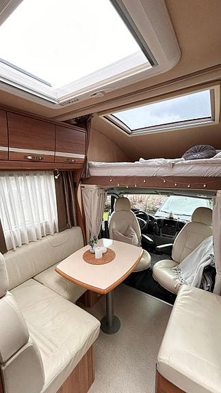 Eura Mobil Terrestra 640 VB | 3.0 160hk | 860kg lastvikt | 330Ah Lithium 11 of 17