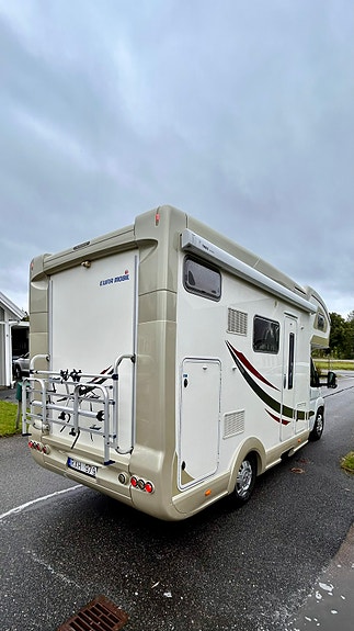 Eura Mobil Terrestra 640 VB | 3.0 160hk | 860kg lastvikt | 330Ah Lithium 3 of 17