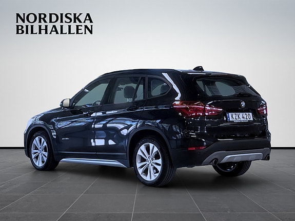BMW X1 5 of 17