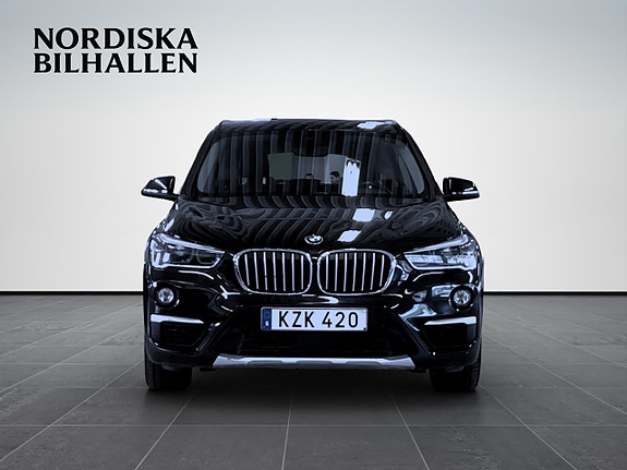 BMW X1 2 of 17