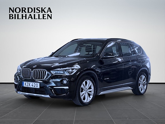 BMW X1 3 of 17