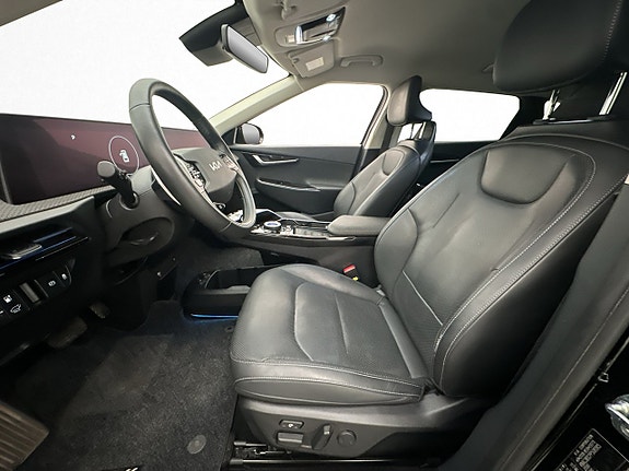 Kia EV6 14 of 30