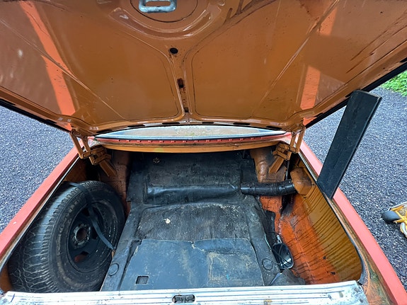 Volvo 242 22 of 24