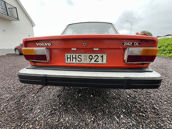 Volvo 242 5 of 24