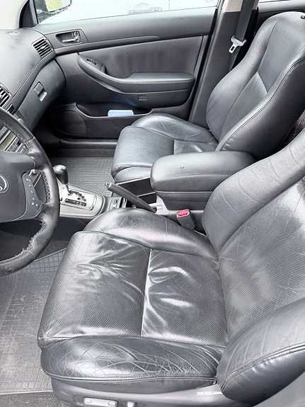 Toyota Avensis 5 of 11
