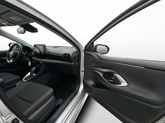 Toyota Yaris 26 of 30